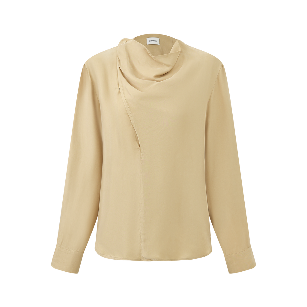 Irregularly collared shirt