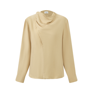 Irregularly collared shirt