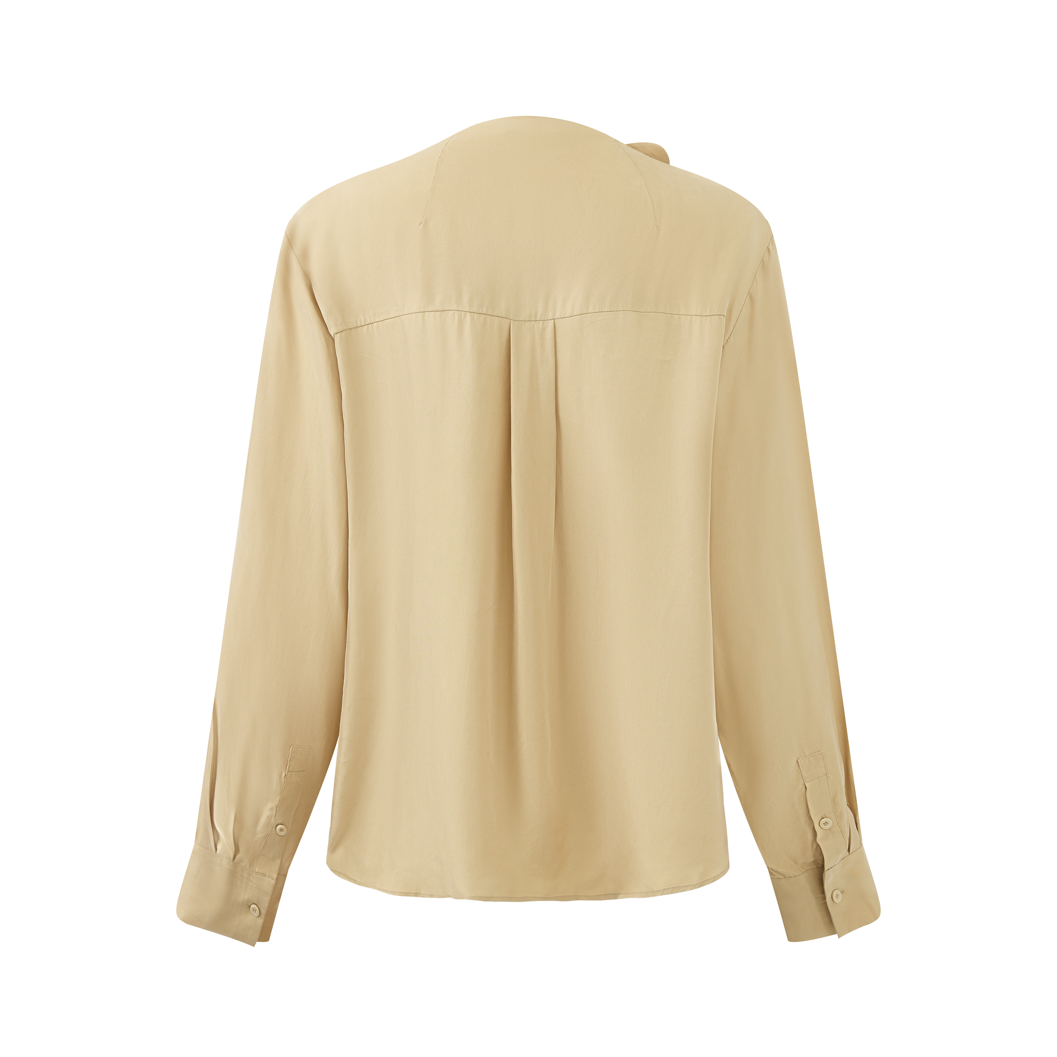 Irregularly collared shirt