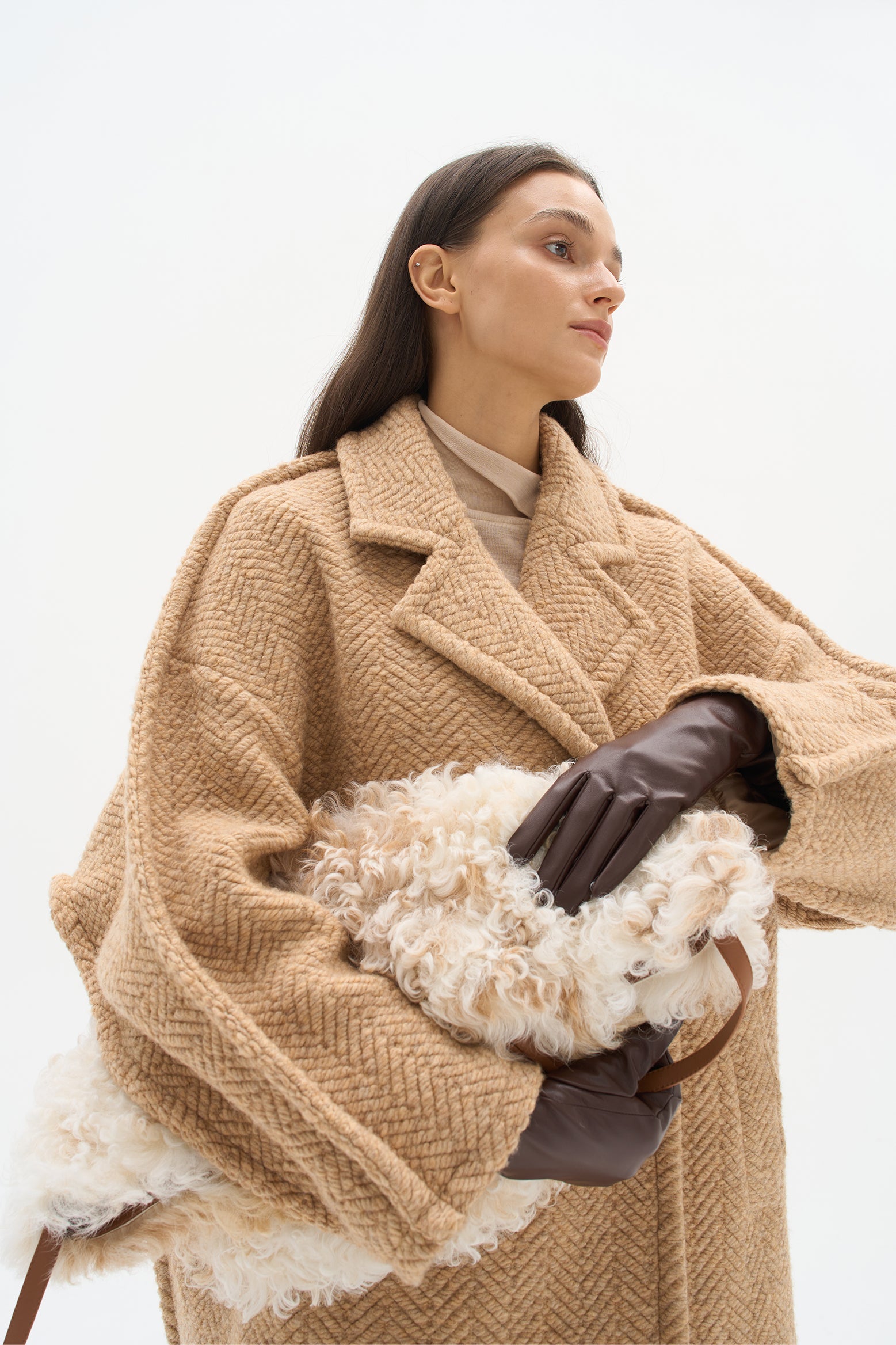 Wool double-breasted lapel coat